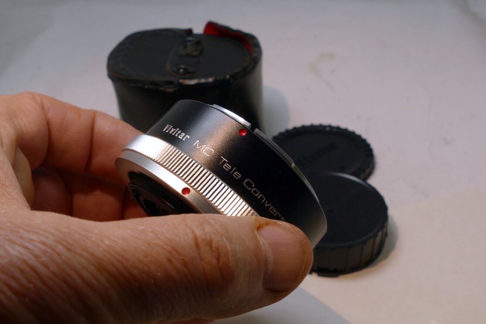 Vivitar MC 2X FD Lens for CANON FD mount with caps and case