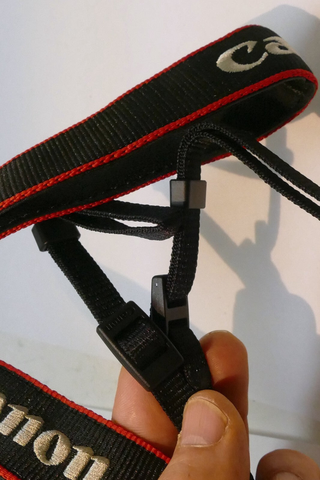 Canon EOS R7 Camera Neck Shoulder Strap Canvas Black/Red - Genuine OEM