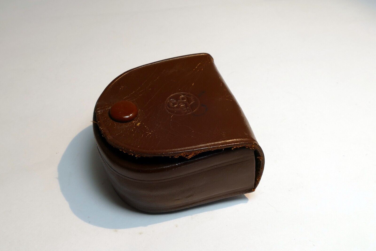 Leather soft pouch case for  Fuji series 6 hood  2X2X1"