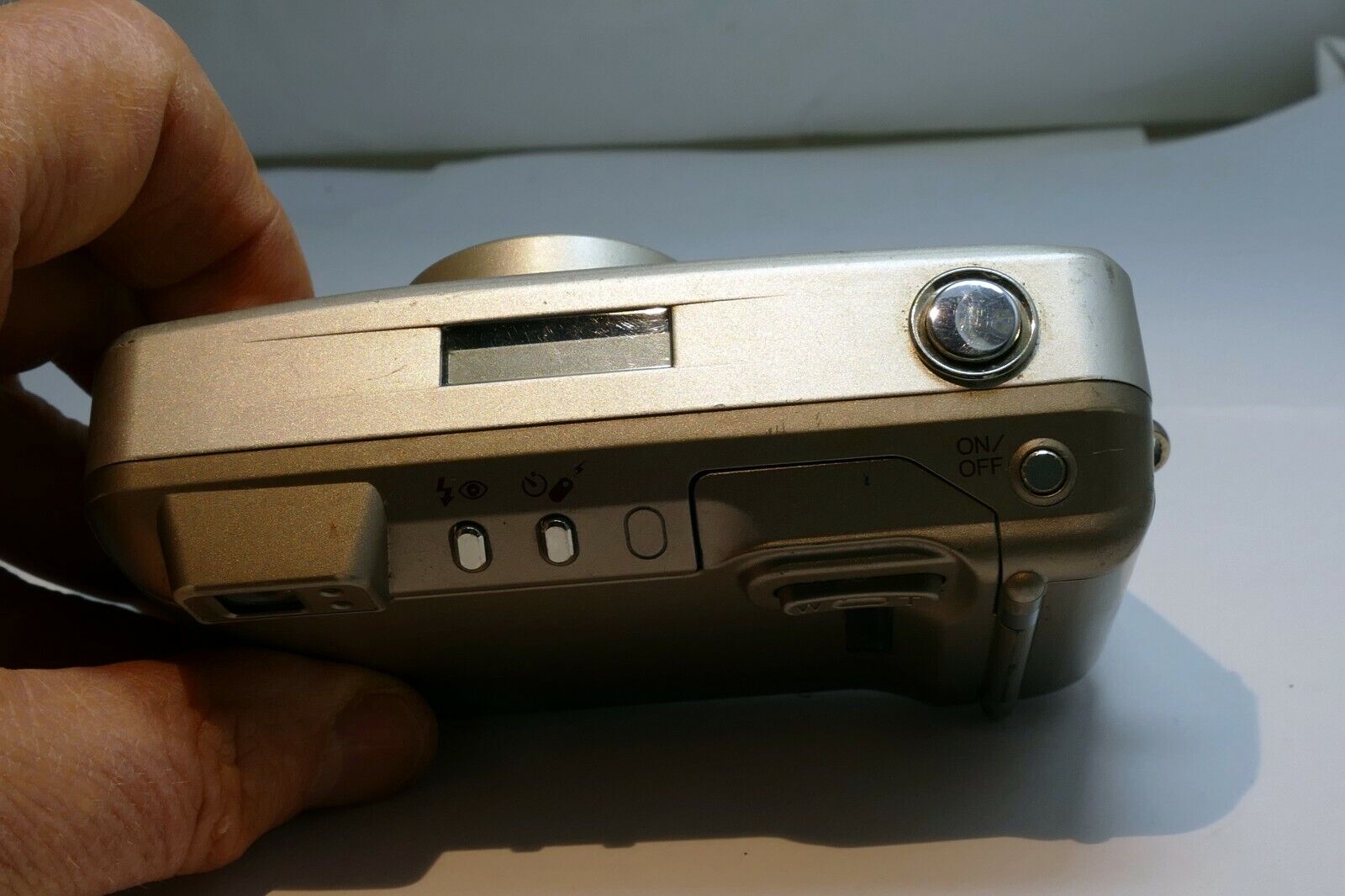 Minolta Freedom Zoom 125 QD 35mm Point & Shoot Film Camera AS found AS IS parts