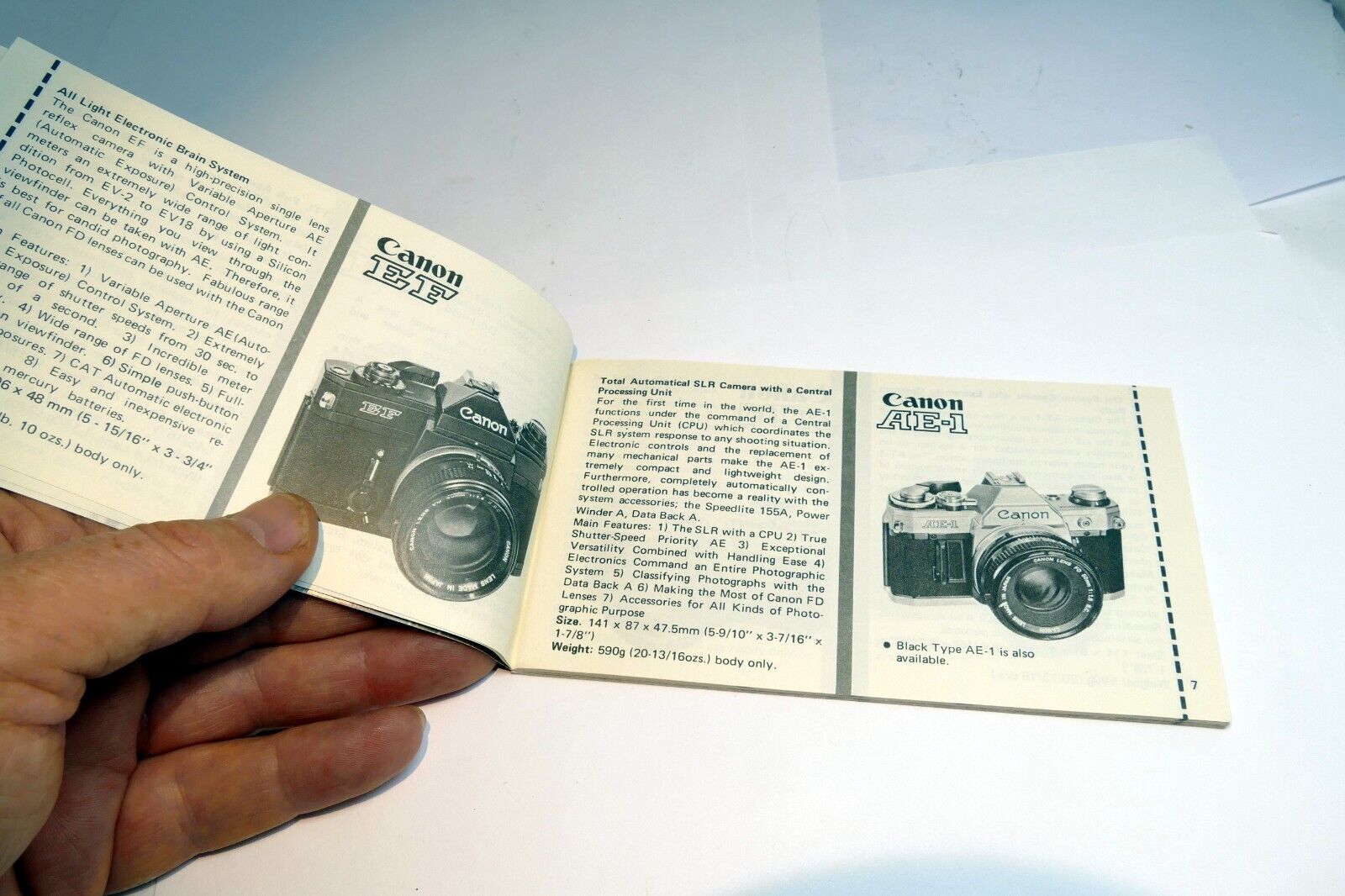 Canon  FD Product Guide camera accessory  sales brochure  EN 1977  advertisement