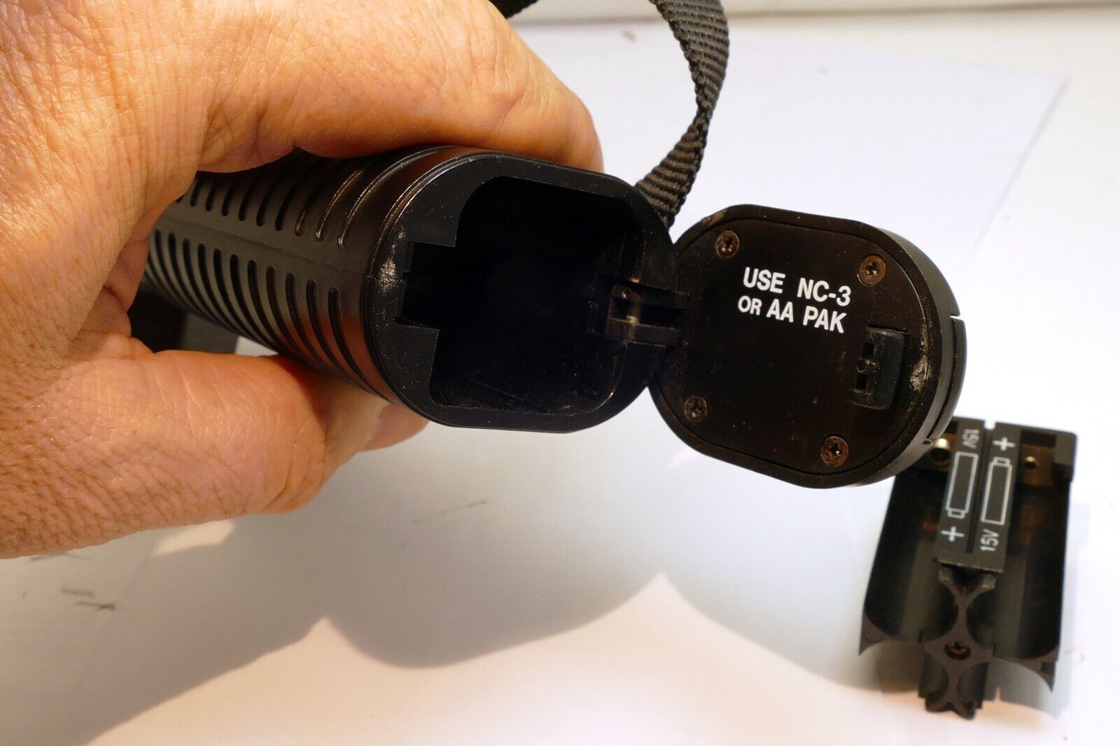 Vivitar Quick Release Pistol Grip  missing cable