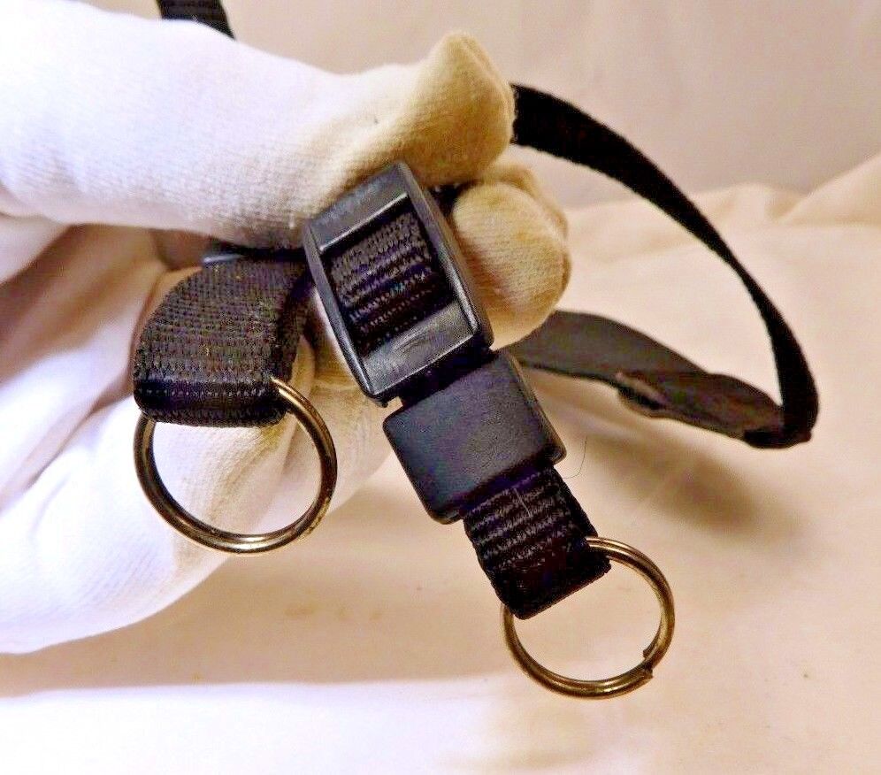 Quantaray Black Camera Strap Shoulder with metal rings luggs for camera
