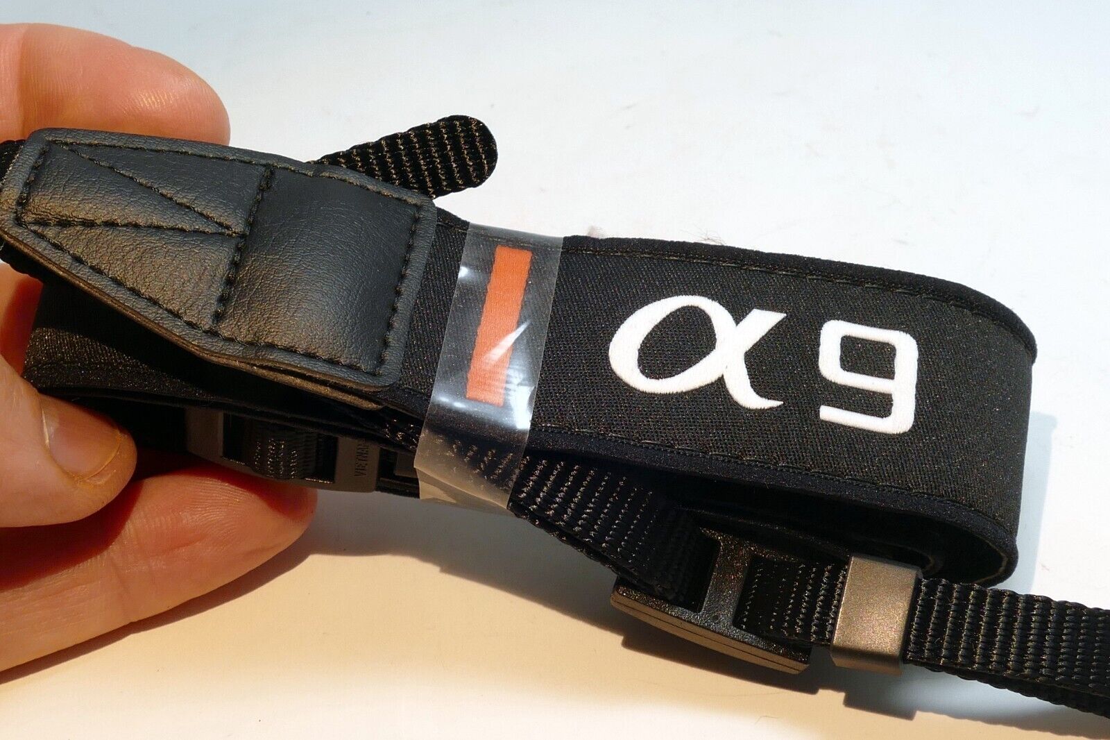 Sony α9 Alpha 9 II III  Shoulder Camera  Strap original OEM