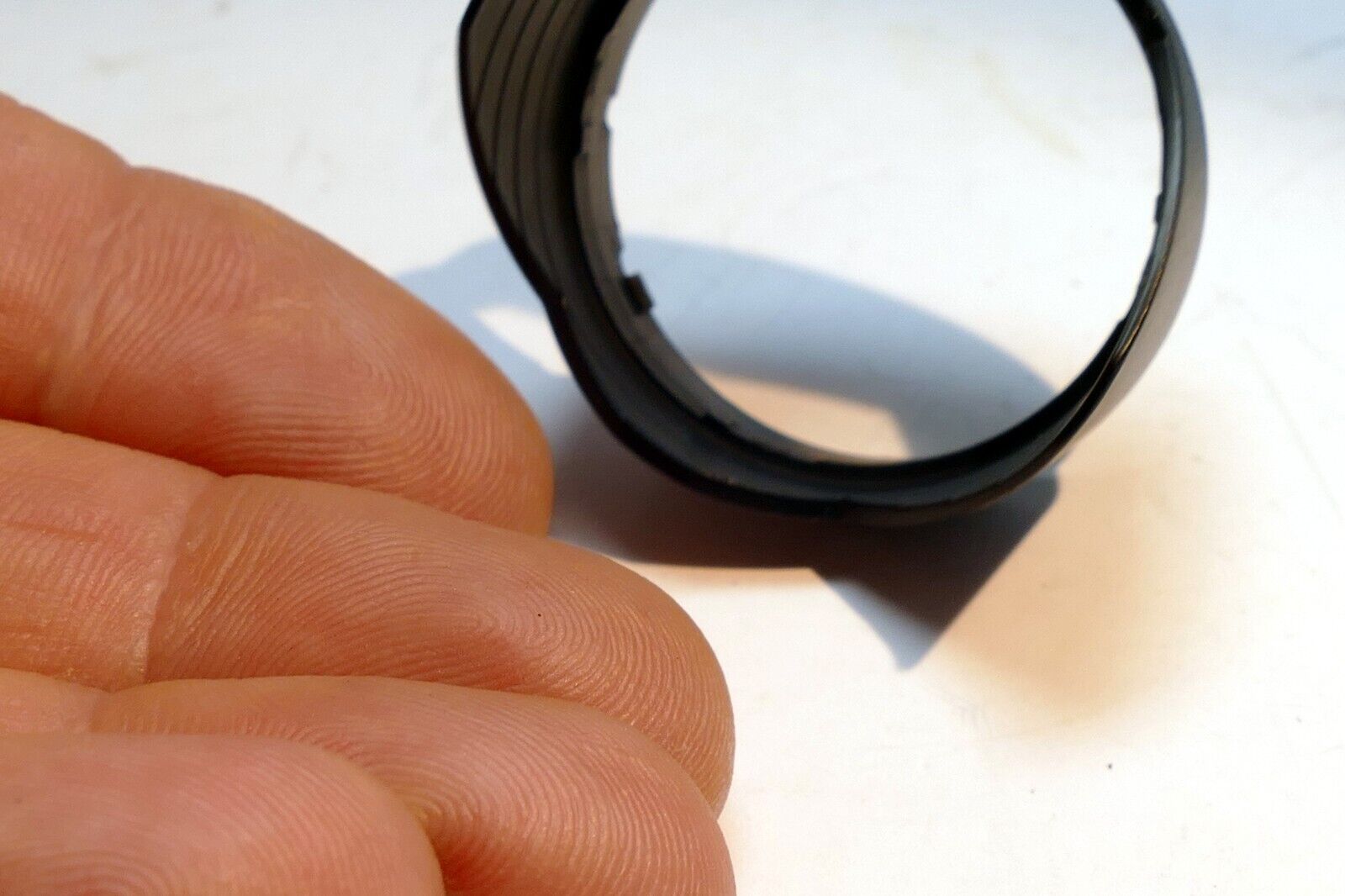 34mm ID Lens Hood Shade plastic twist on type