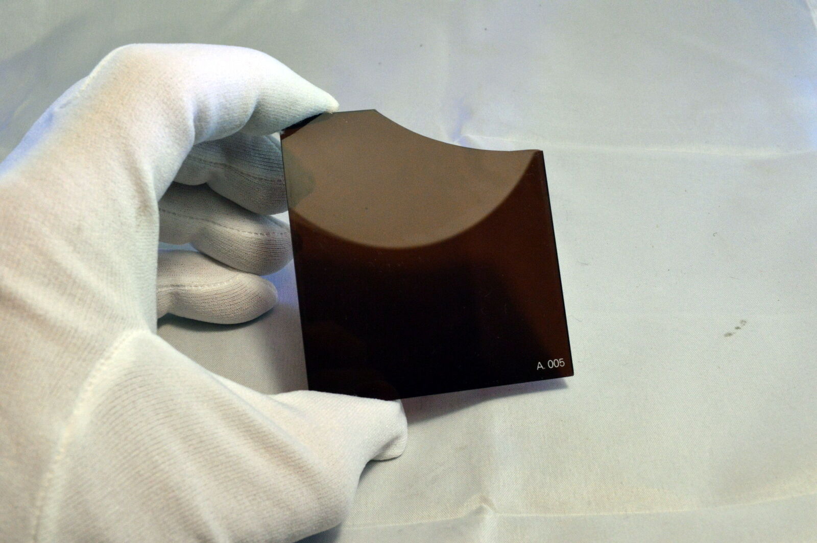 Cokin 005 Sepia (A005) Filter A seres Sqaure  tobacco ( slightly damaged crack)