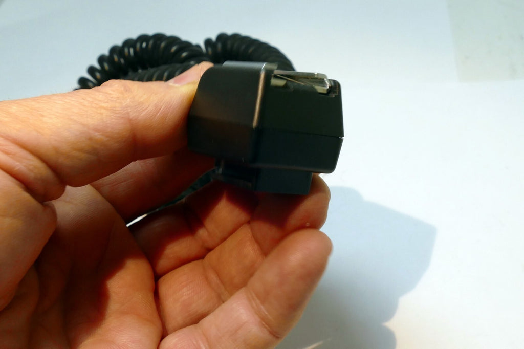 Interfit Strobies TTL Sync Cord 12 Ft Cable Multi-Fit EOS EF/R Nikon D/ Z