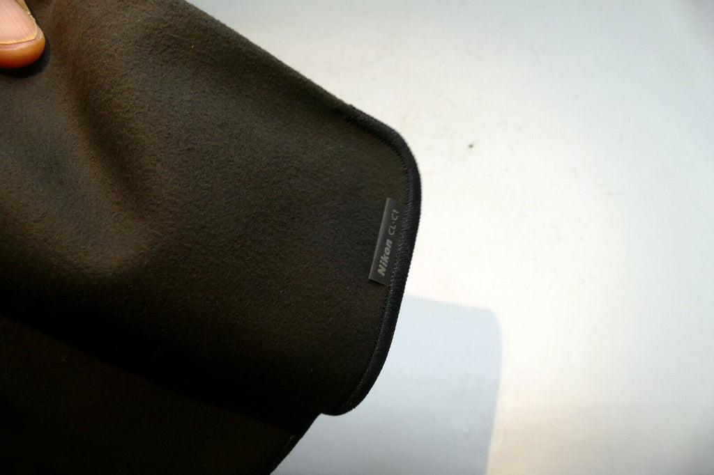 Nikon Nikkor CL-C1 Case Lens  soft pouch for 14-24mm