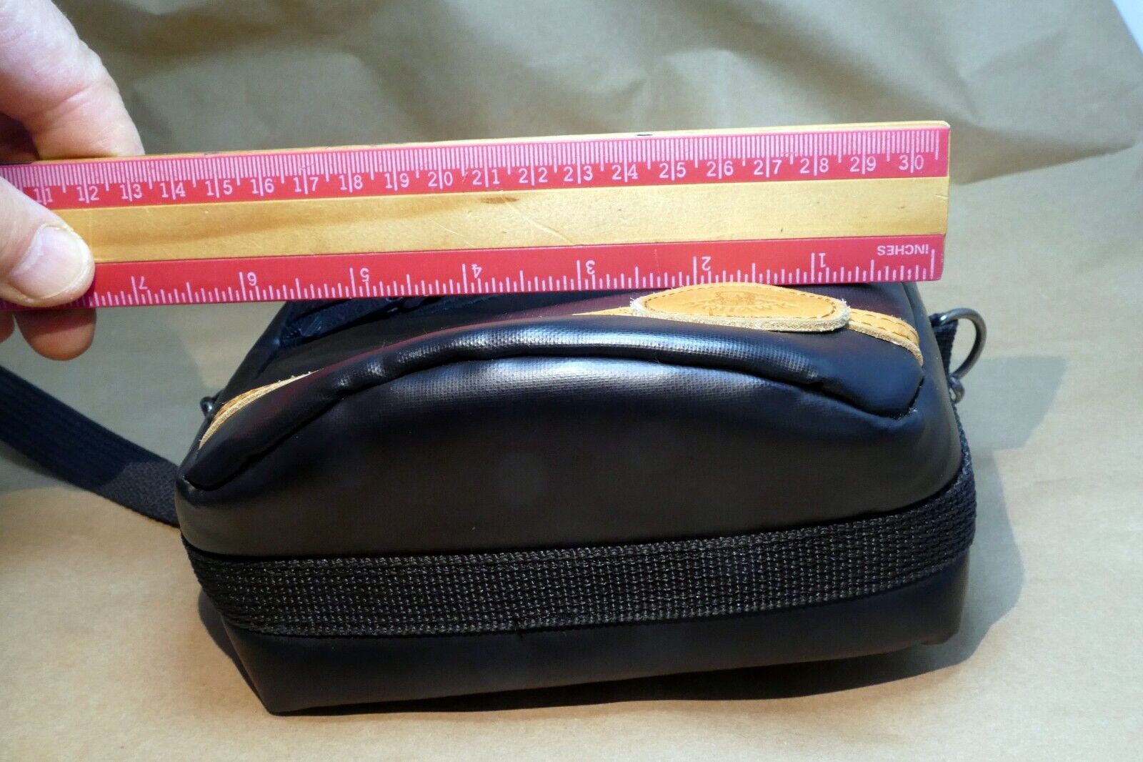 Mohawk digital camera messenger bag case with shoulder strap 6X5X3" native