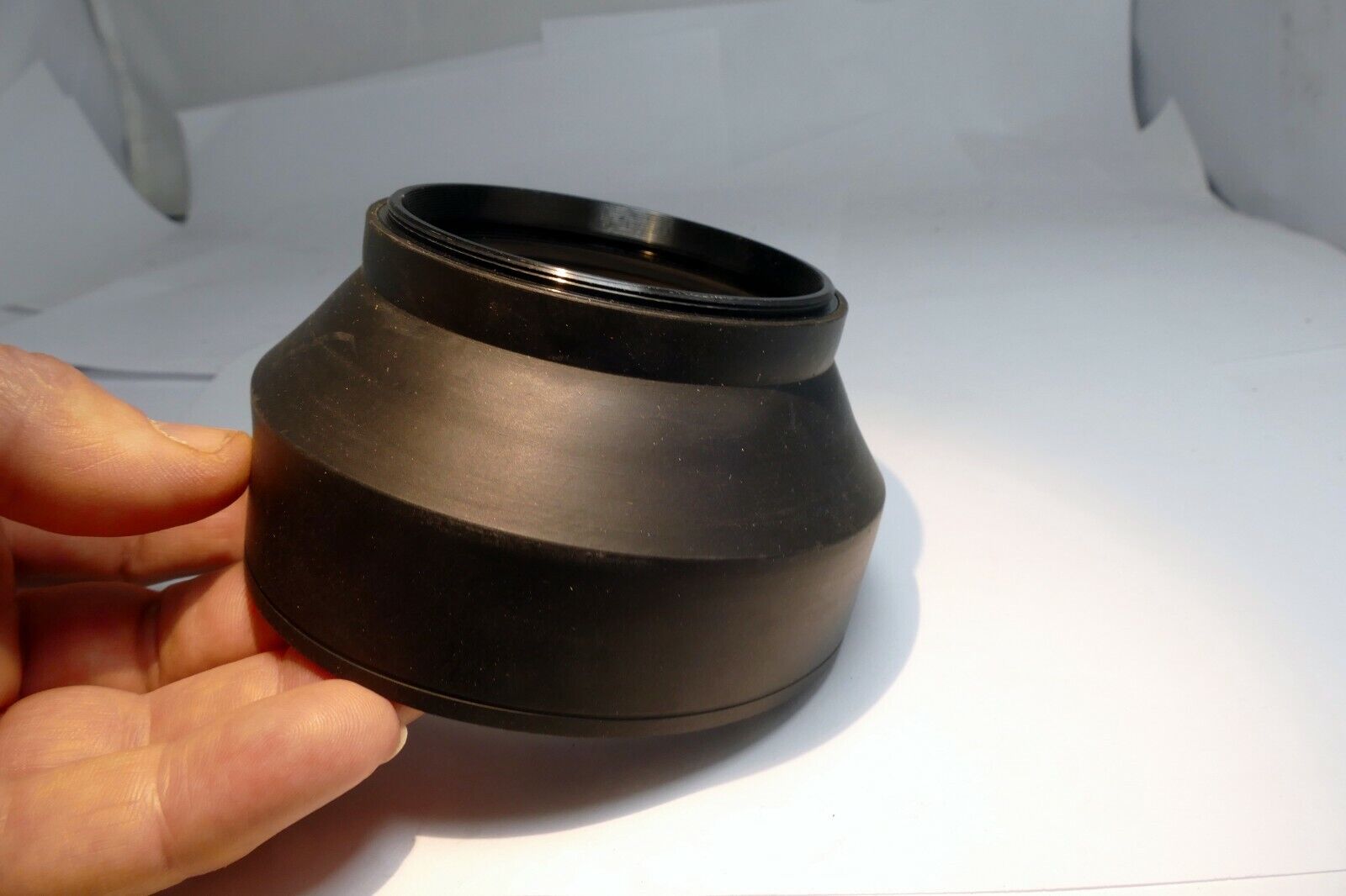 72mm rubber Lens Hood Shade screw in double  threaded for  Telephoto 300mm