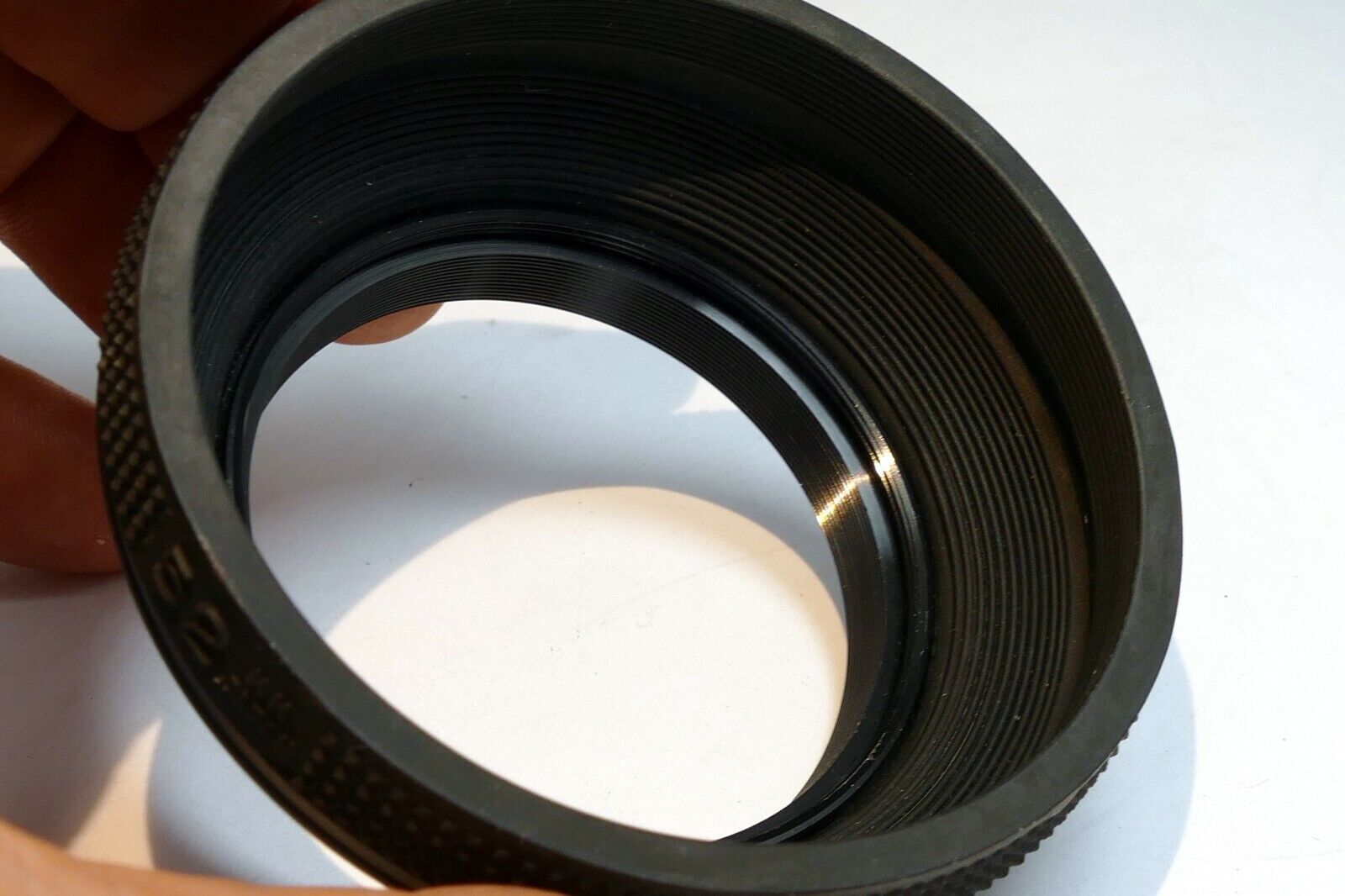 52mm Rubber Hood shade double  threaded