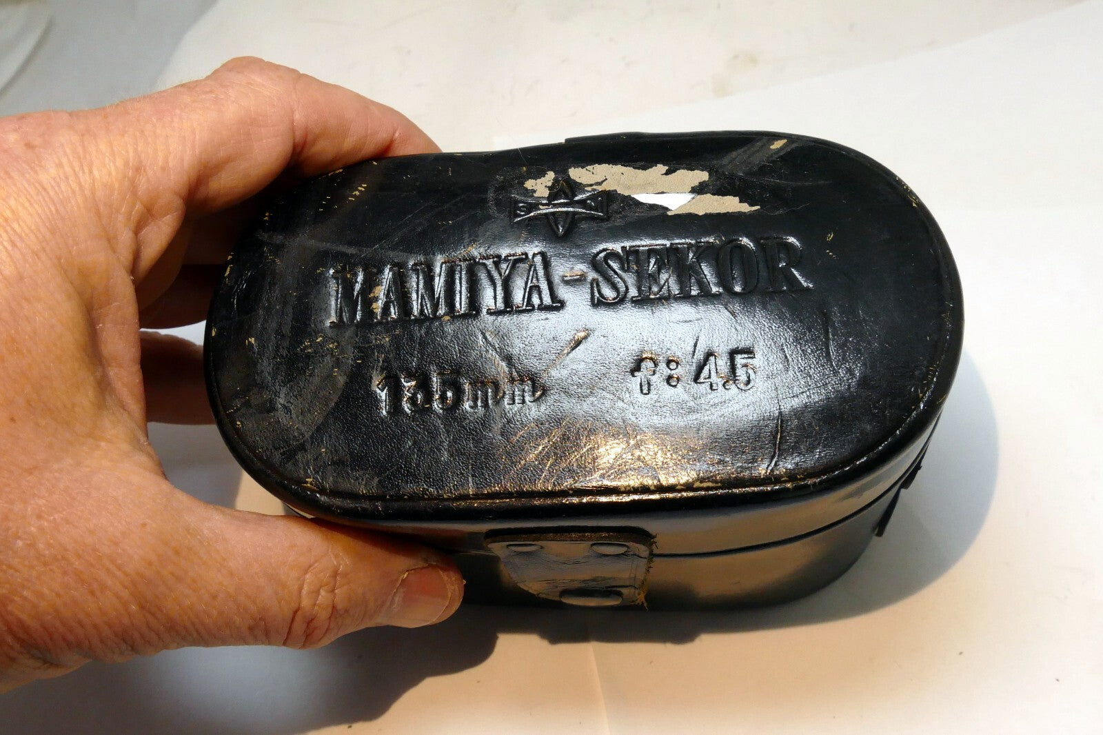 Mamiya Lens case for Sekor 135mm f4.5 hard case  for TLR  lenses