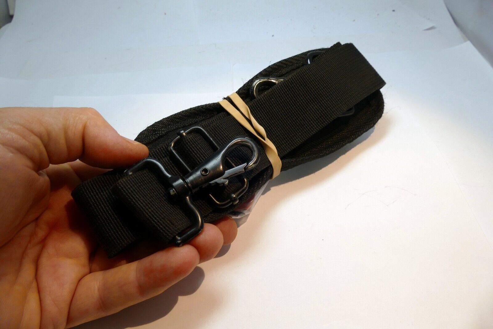 Nylon  3.5cm wide Shoulder Strap for Tripod CASE with METAL Swivel Hooks Oben