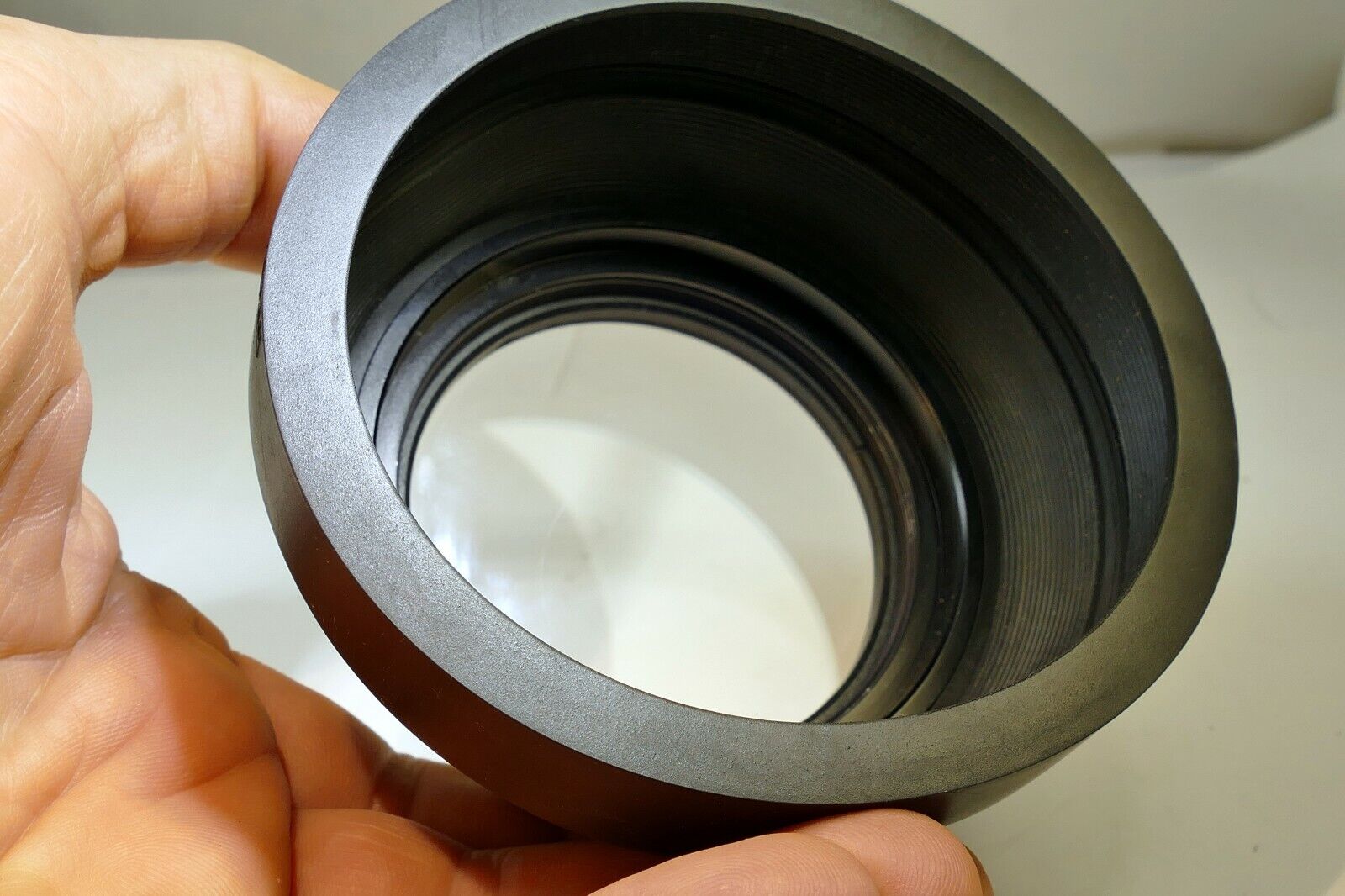 Vivitar Lens Rubber Hood shade for 70-210mm f3.8 Series 1 67mm rim 31-9740
