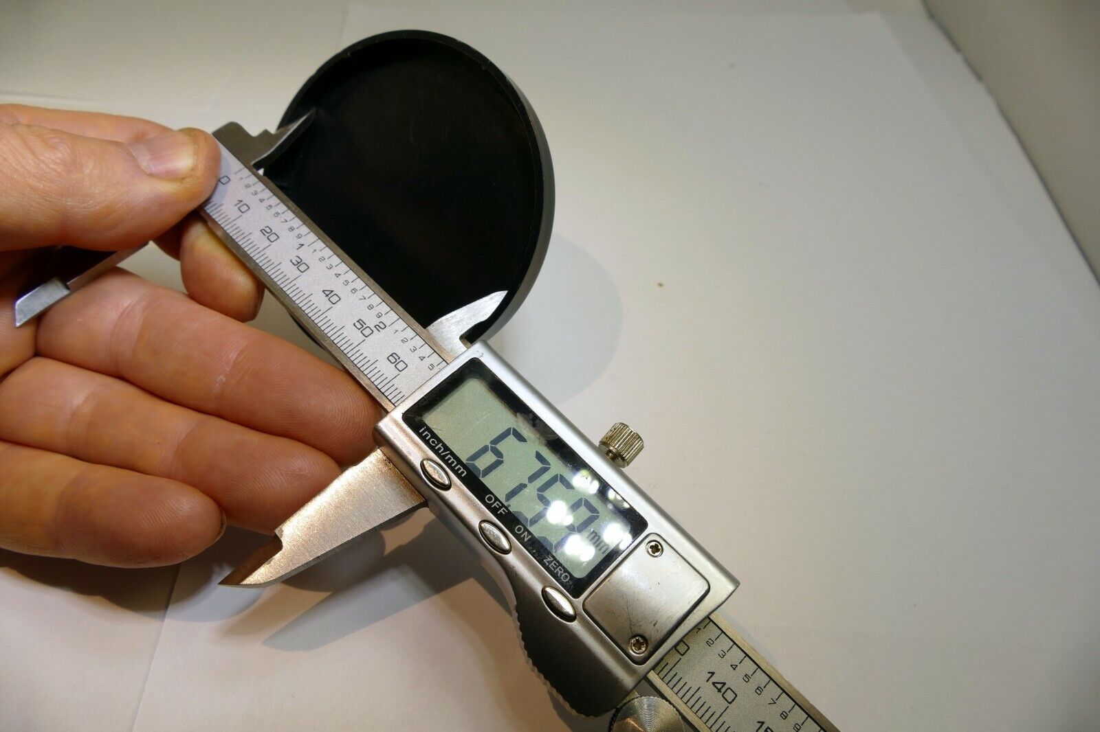 Vivitar Front lens Cap Cover Dust Cap for 65mm Outer diameter plastic slip on