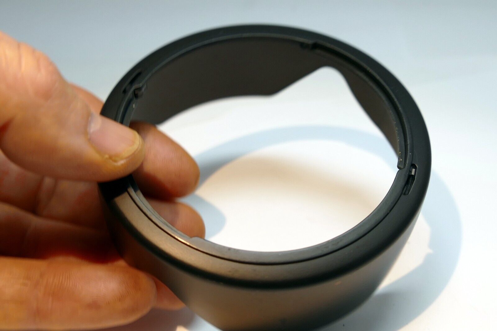 EW-73B Dedicated  Lens Hood Shade for Canon EF-S 18-135mm f/3.5-5.6 IS 67mm