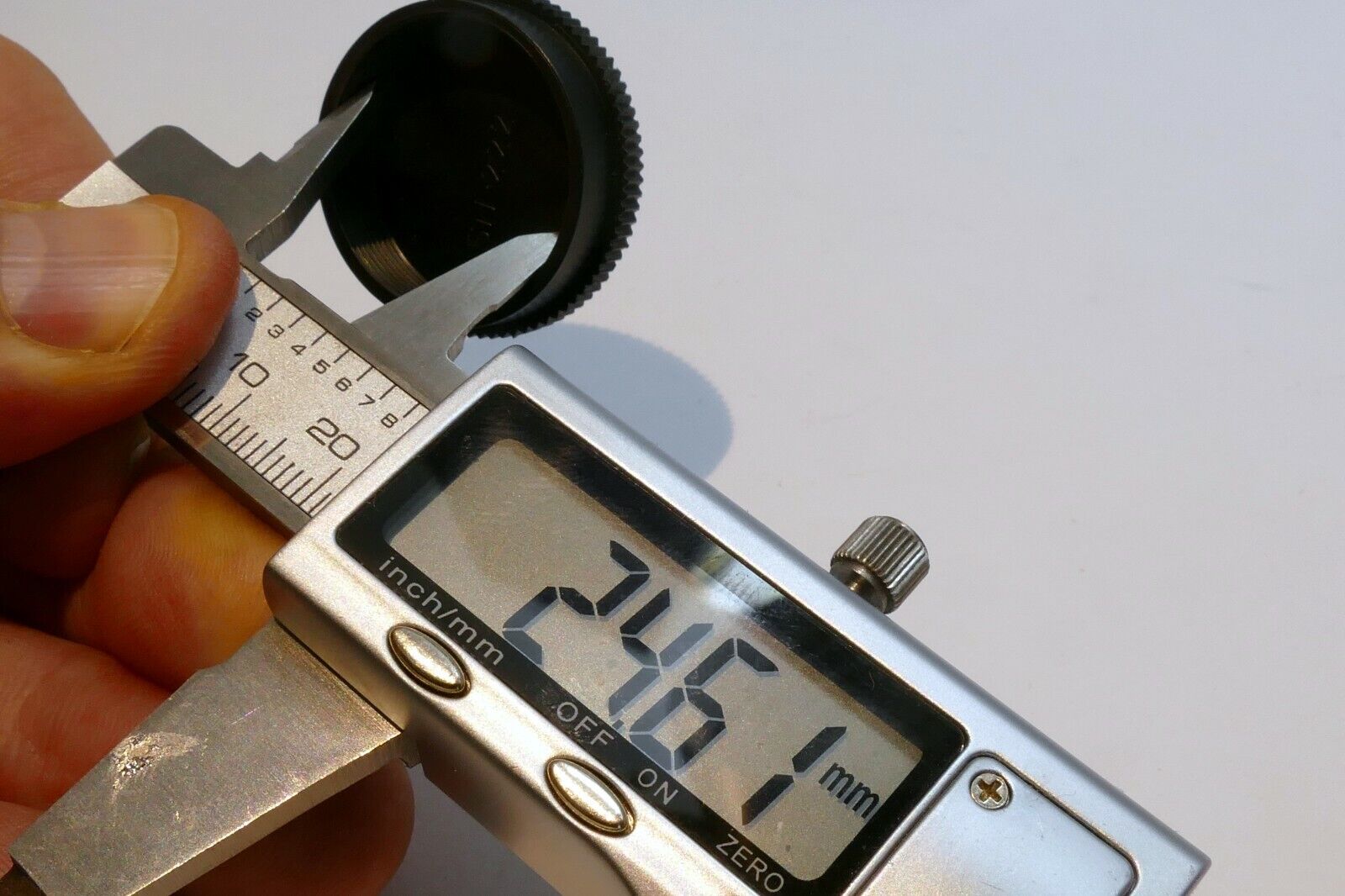 SN-222-4 Lens Cap OEM Schneider Kreuznach C mount lenses screw in threaded 25mm