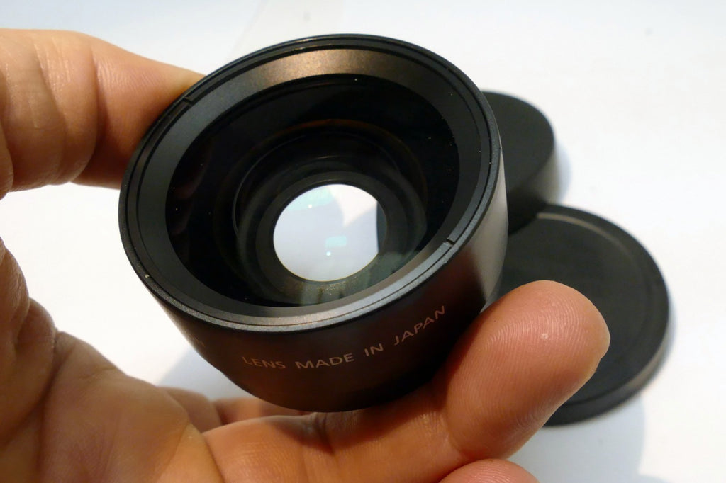 Canon WIDE Conversion Lens  WC-DC52 0.7X AUX