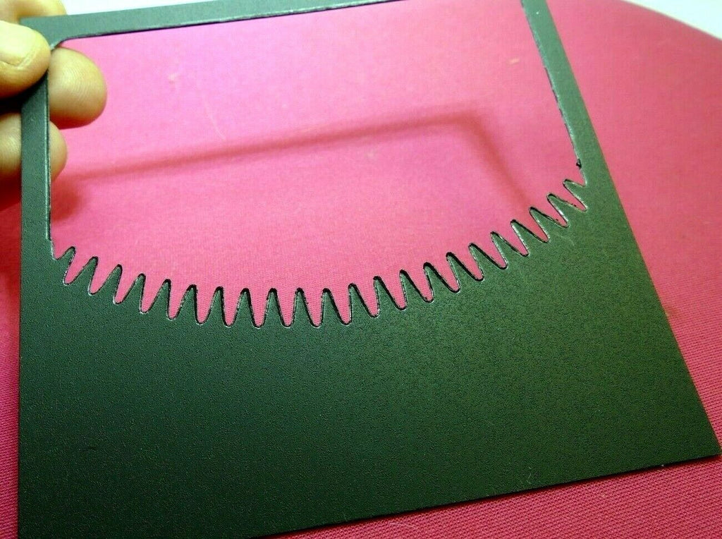 Lindahl 4.5" Bottom Frame Perforated Edge Arc Low key Portrait Vignette Mask