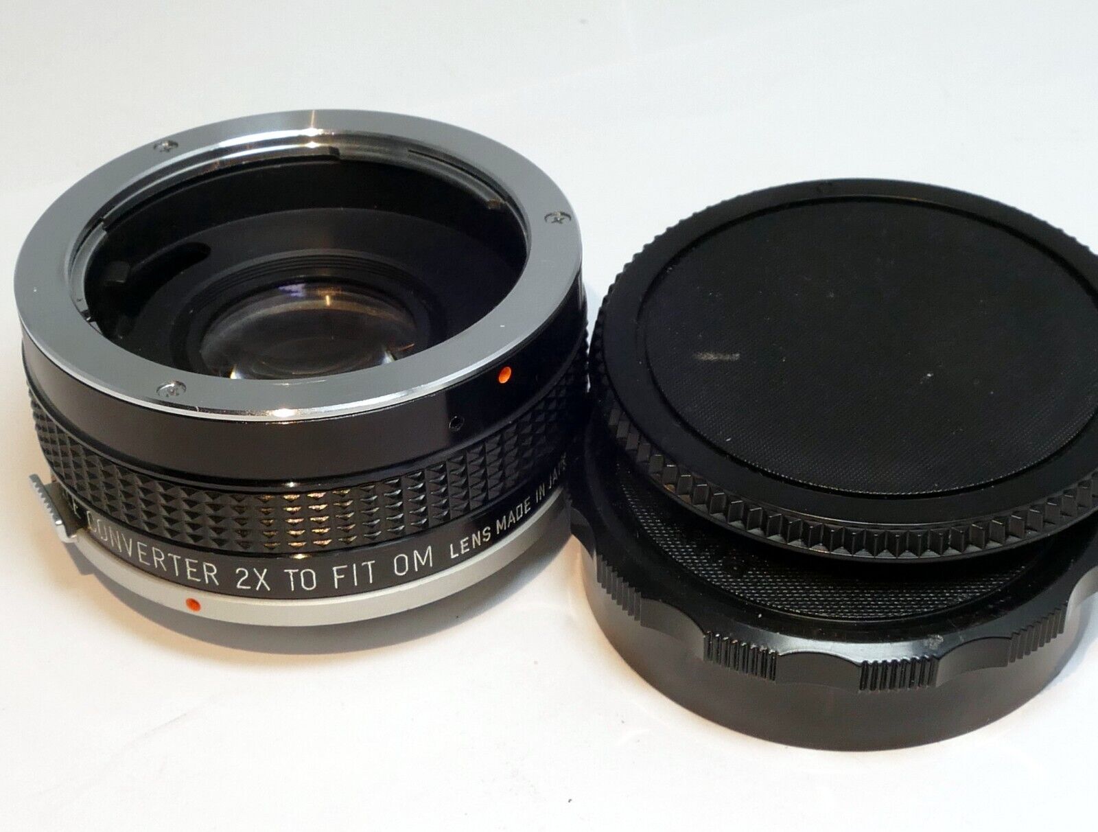 Multi-Coated 2X Lens teleconverter for Olympus OM mount