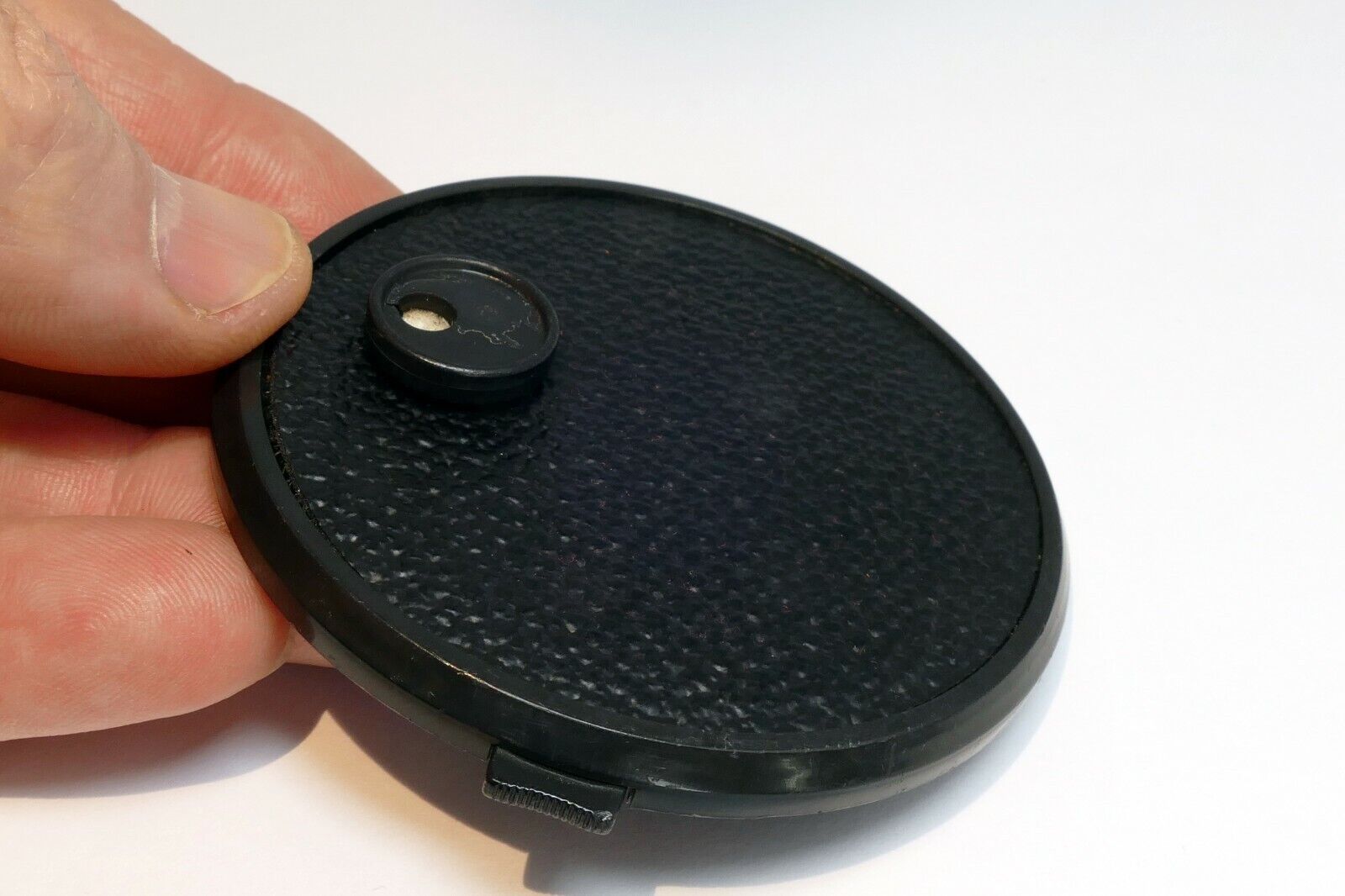 72mm snap on type Lens Front Cap black plastic