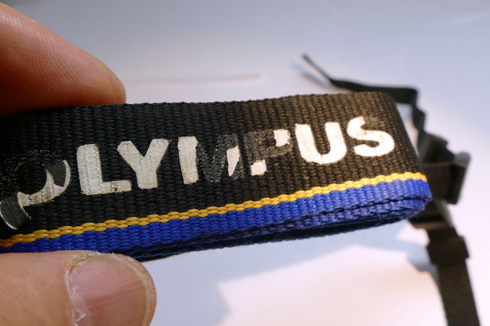 Olympus OM-D Camera Neck Shoulder Strap 2.5cm wide  Black- Blue - genuine OEM