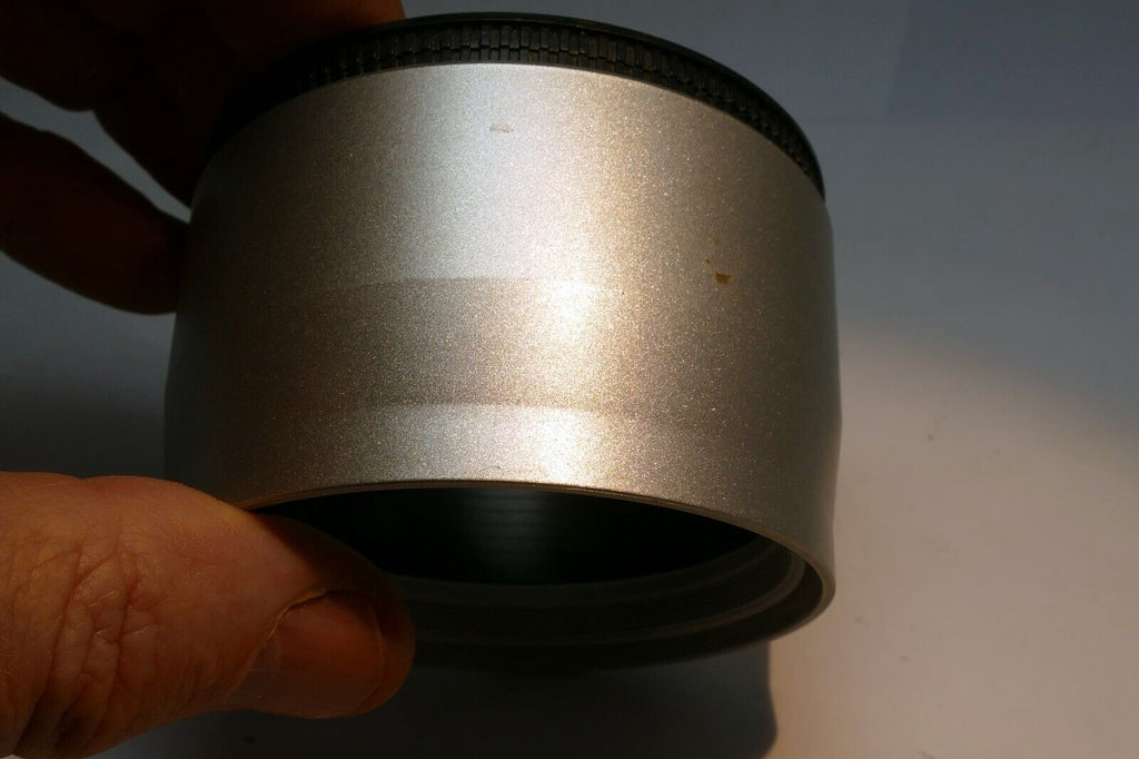 63mm to 72mm  Plastic Lens Hood Shade adapter
