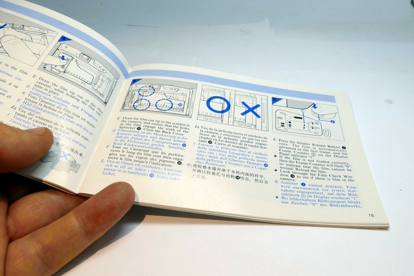 Konica MR. 640 Camera Guide Instruction Manual English Francais Espanol Italiano