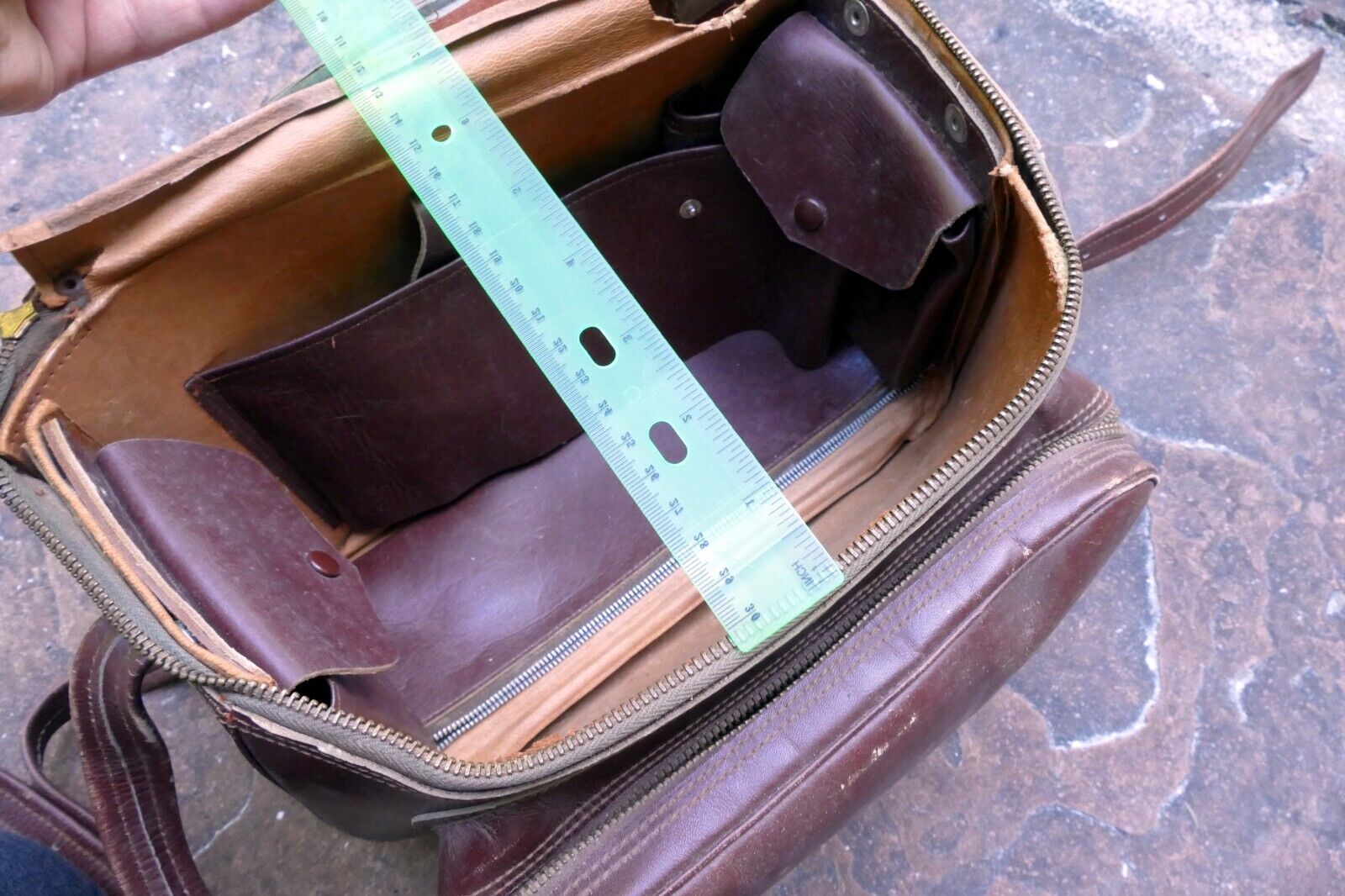 Cheney Genuine Leather Hard Case Camera antique messenger bag made in England