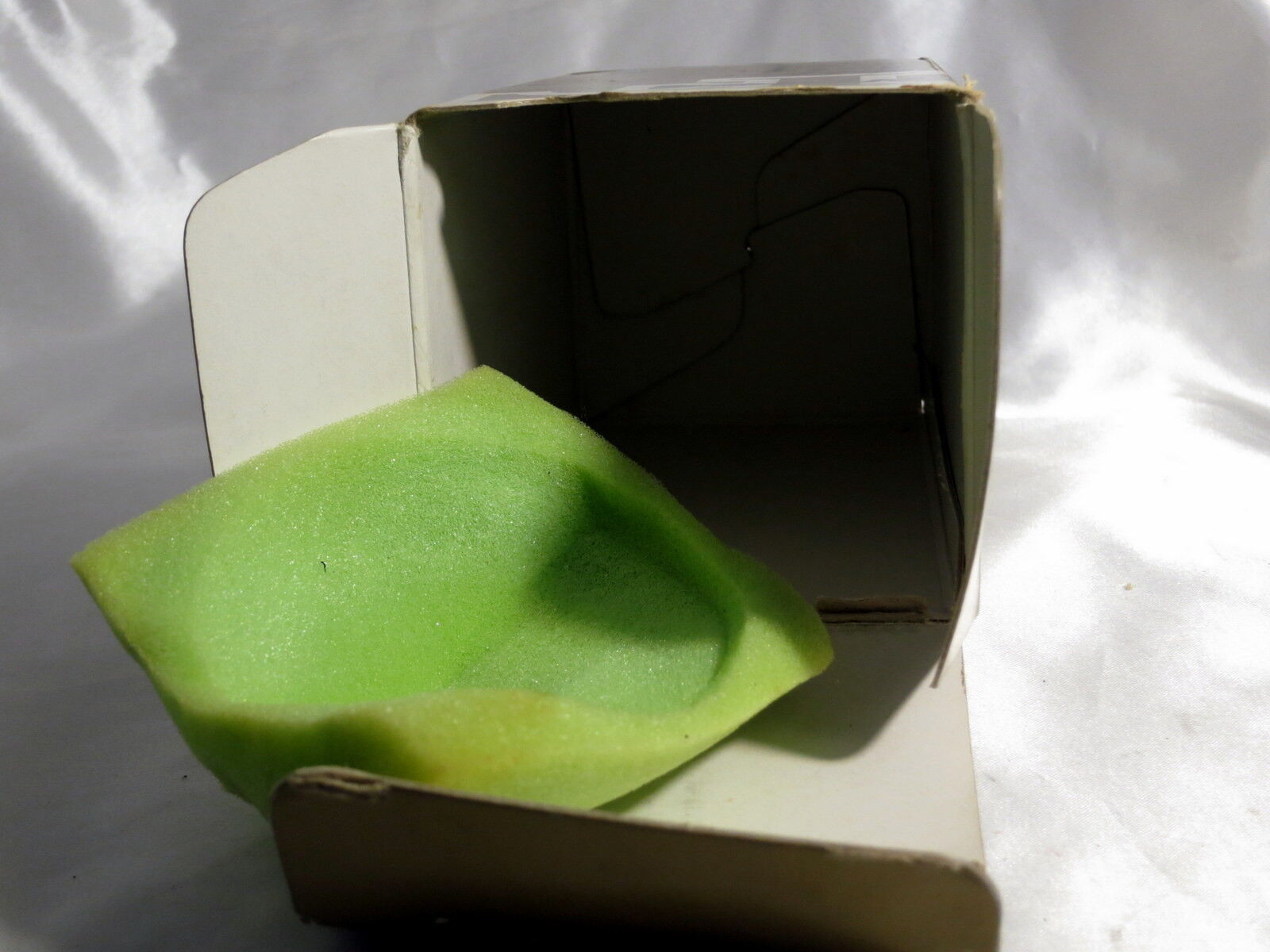 NIKON F Nikkor Auto 105mm f/2.5 Non Ai Lens Empty Box (only!) 5403014