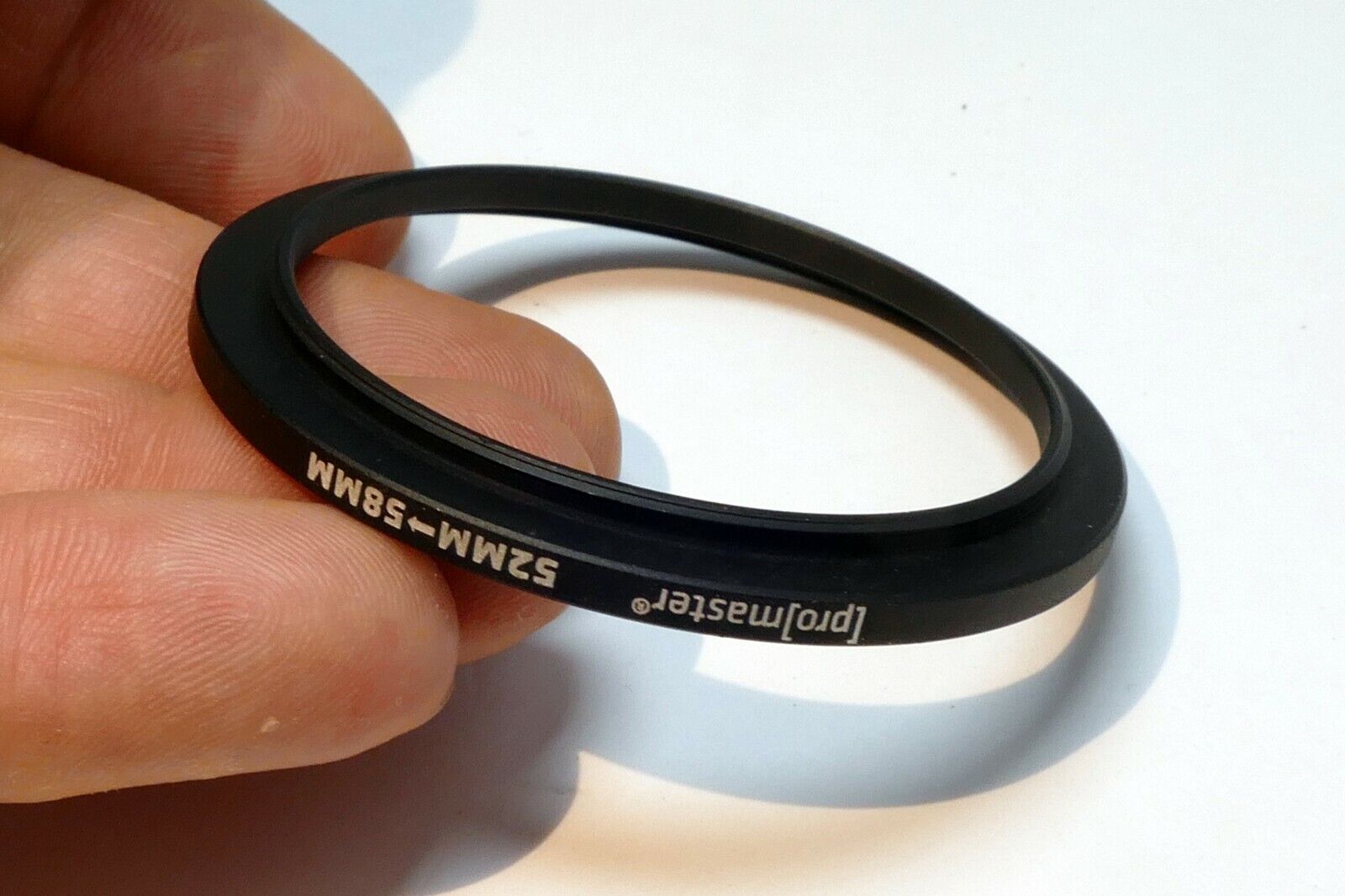 Promaster 52mm to 58mm Step-up ring Metal adapter double threaded ribbed rim