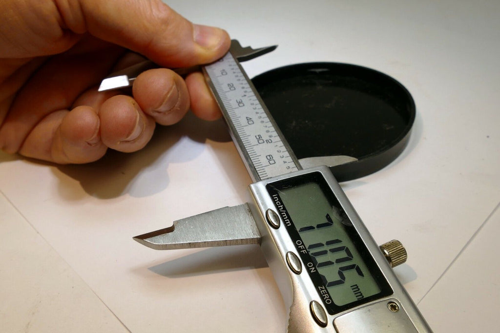 Lindahl Snap-on Plastic Front Lens Cap  Black  71mm ID