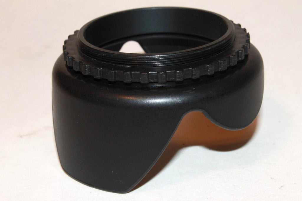 Lens Hood 52mm Petal Shaped plastic screw in for 18-55mm