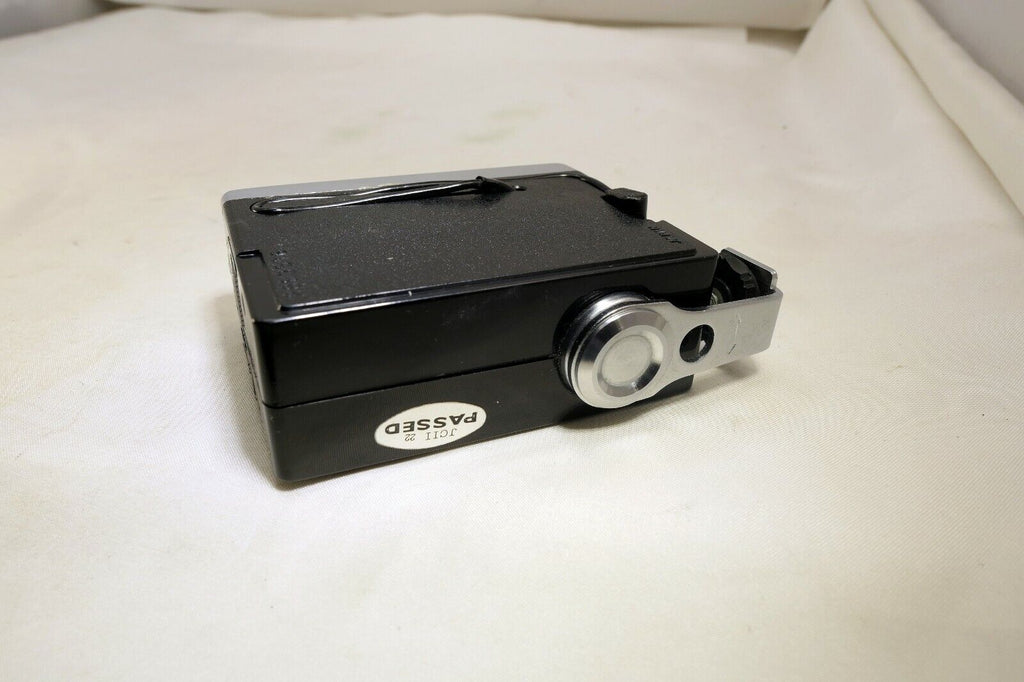 Focal 30  Flash does not work - sold for parts AS IS