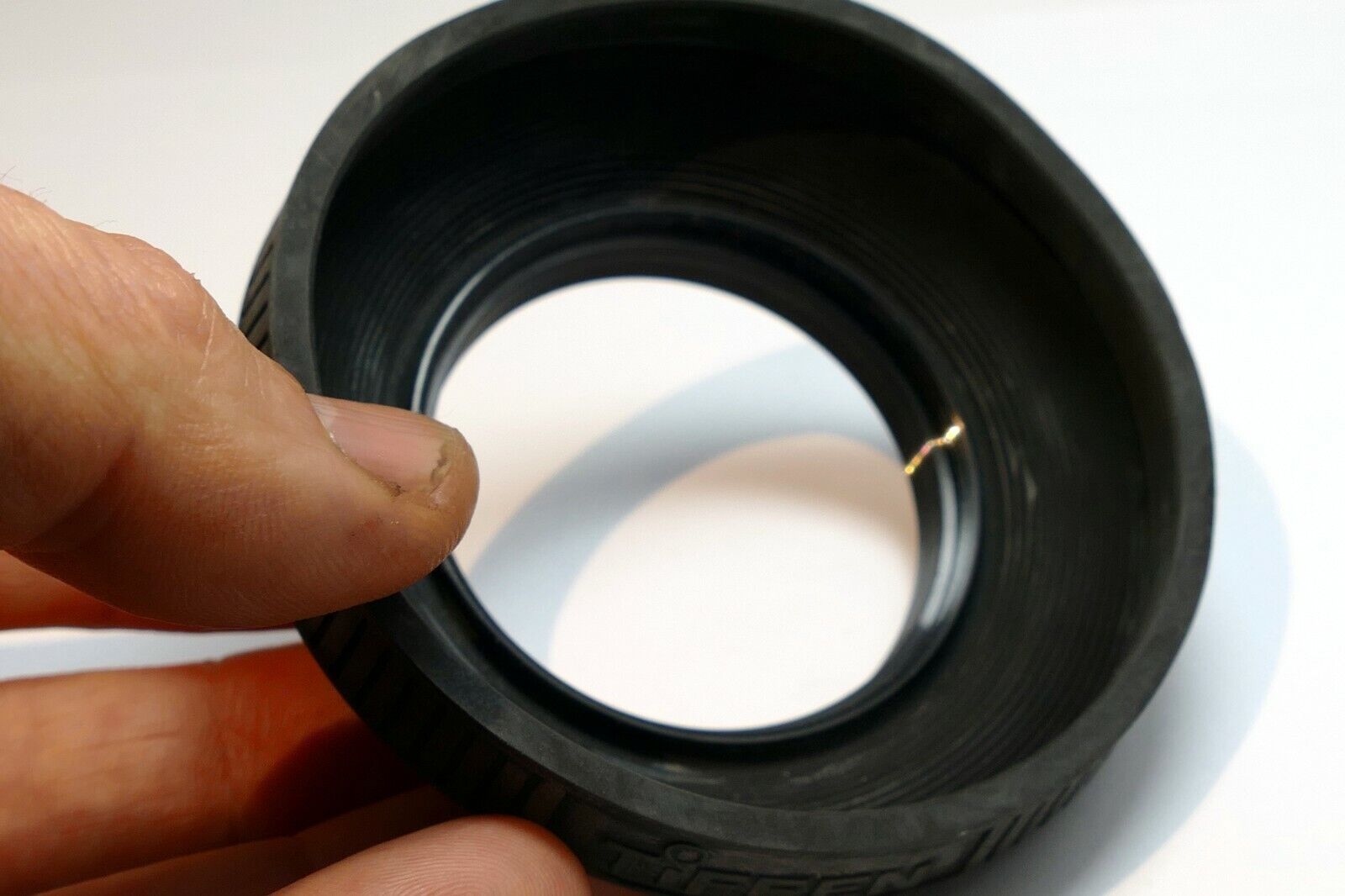 52mm Rubber Lens Hood Shade screw in collapsible double threaded for 50mm f1.8