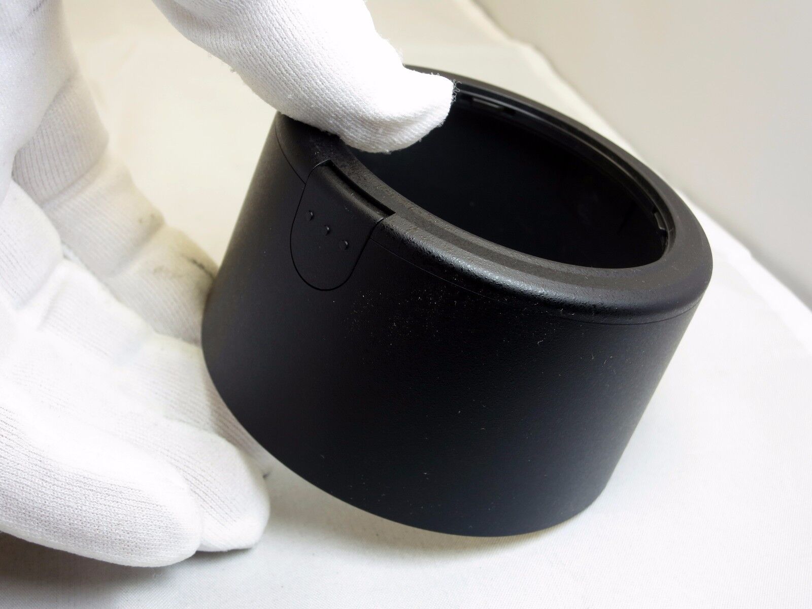 Nikon Lens Hood HB-57 for 55-300mm f4-5.6 D AF-S DX Genuine Original OEM