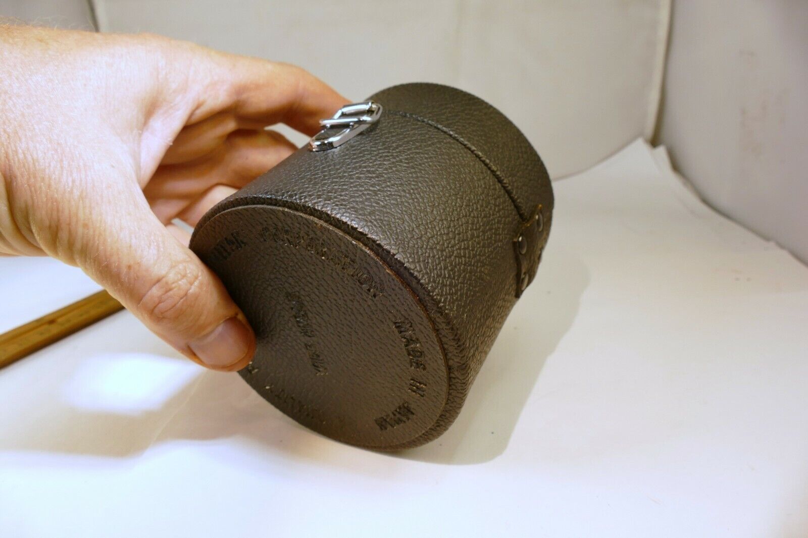 VIVITAR Hard Case for Lens filters 3.3X3.5X3.5" for 24mm 28mm f2.8 wide angle