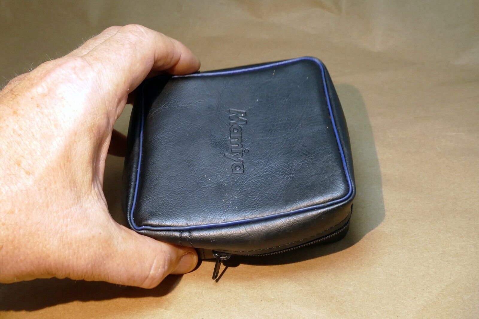 Mamiya Soft case holder for 645 Pro TL film back insert