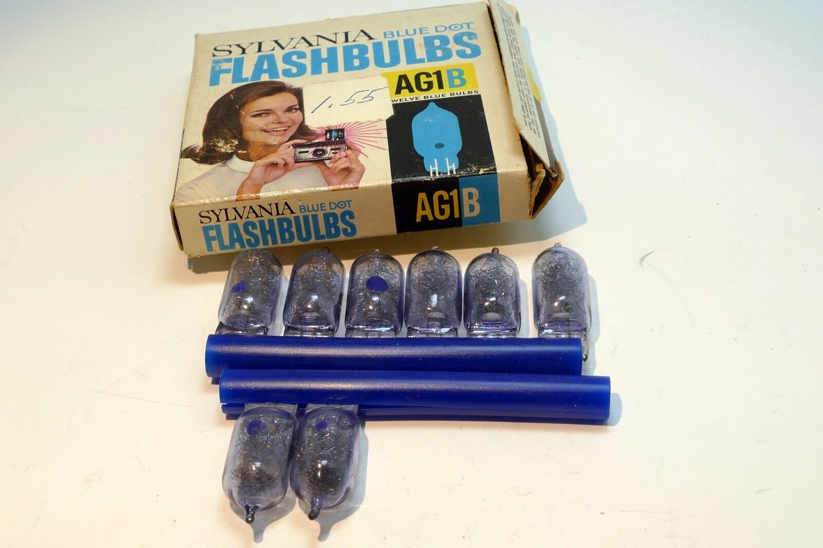 Sylvania Blue Dot AG-1B Flashbulbs Original Box - 8 Bulbs