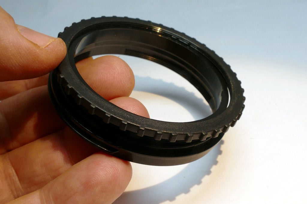 Lens Ring adapter 58mm for petal hood threaded plastic with locking ring