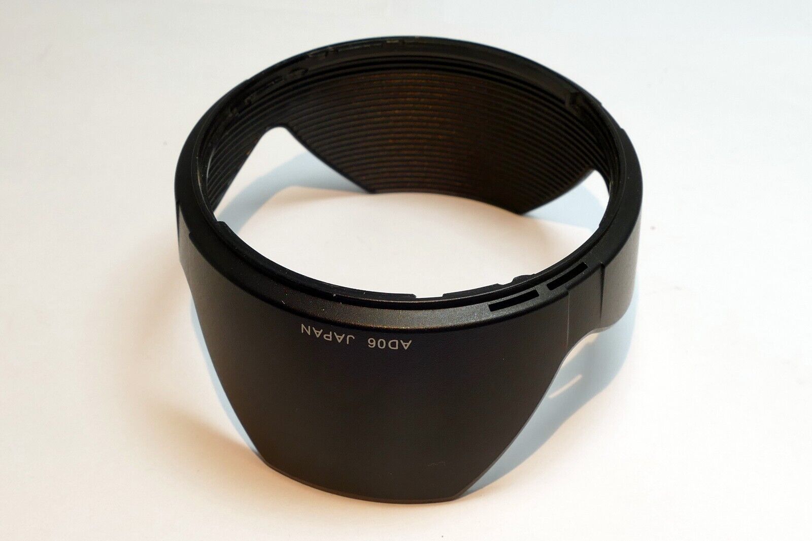 Tamron AD06 Lens Hood Shade For 18-200mm F3.5-6.3 Di II 28-200mm F3.8-5.6 62mm