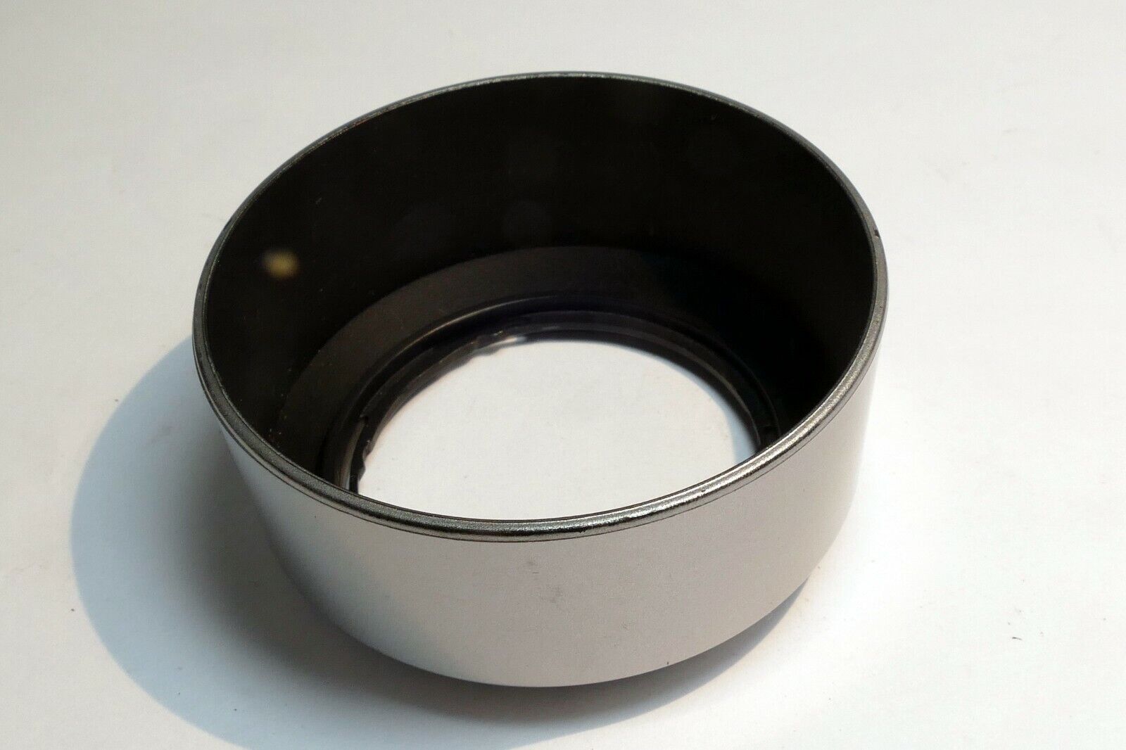 LH-40B Replacement Bayonet Lens Hood Shade Olympus Zuiko Digital 45mm f1.8
