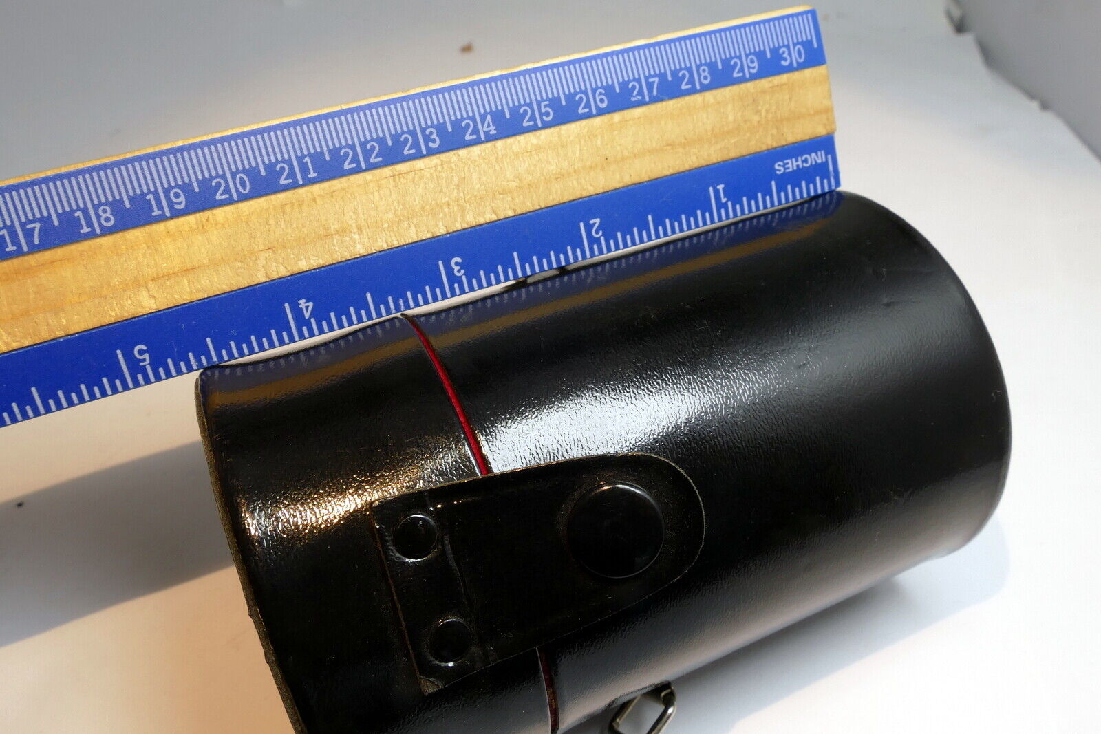 Hard Case for 135mm f2.8 lens antique Vivitar  FD