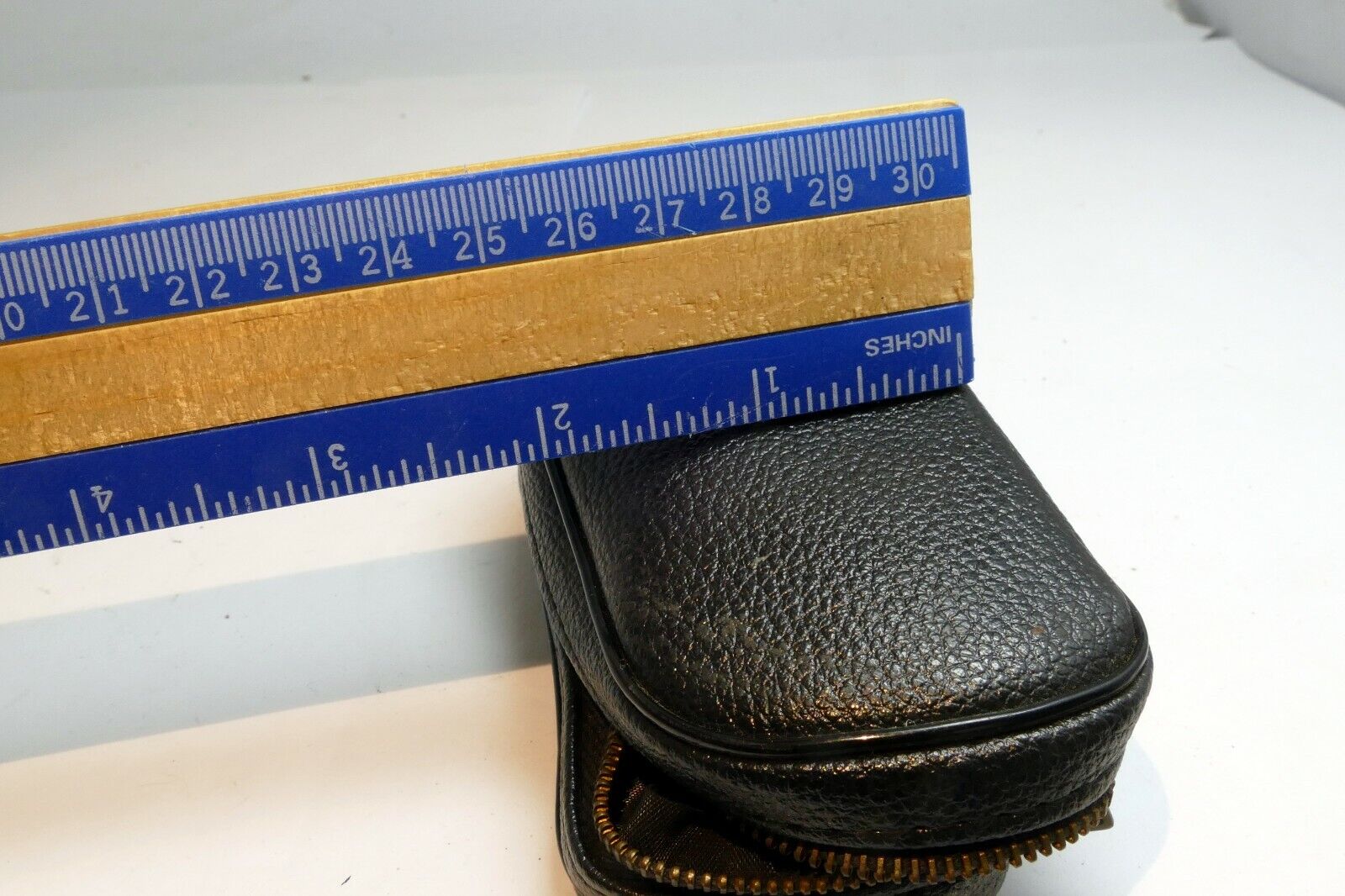 Soft case for Henniscope  protective pouch 4X2X1.5"
