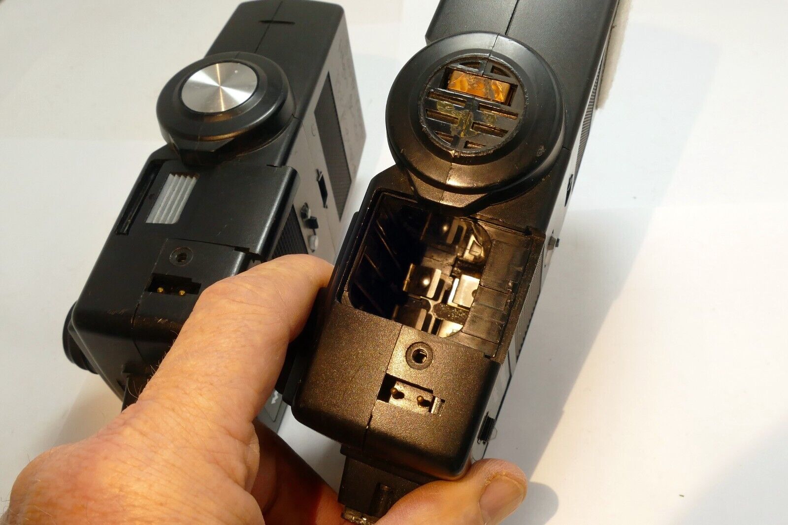 Not working, PARTS -  2X Vivitar 283  Thyristor Flash lot