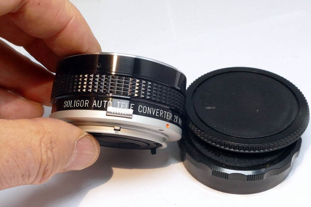 Multi-Coated 2X Lens teleconverter for Olympus OM mount