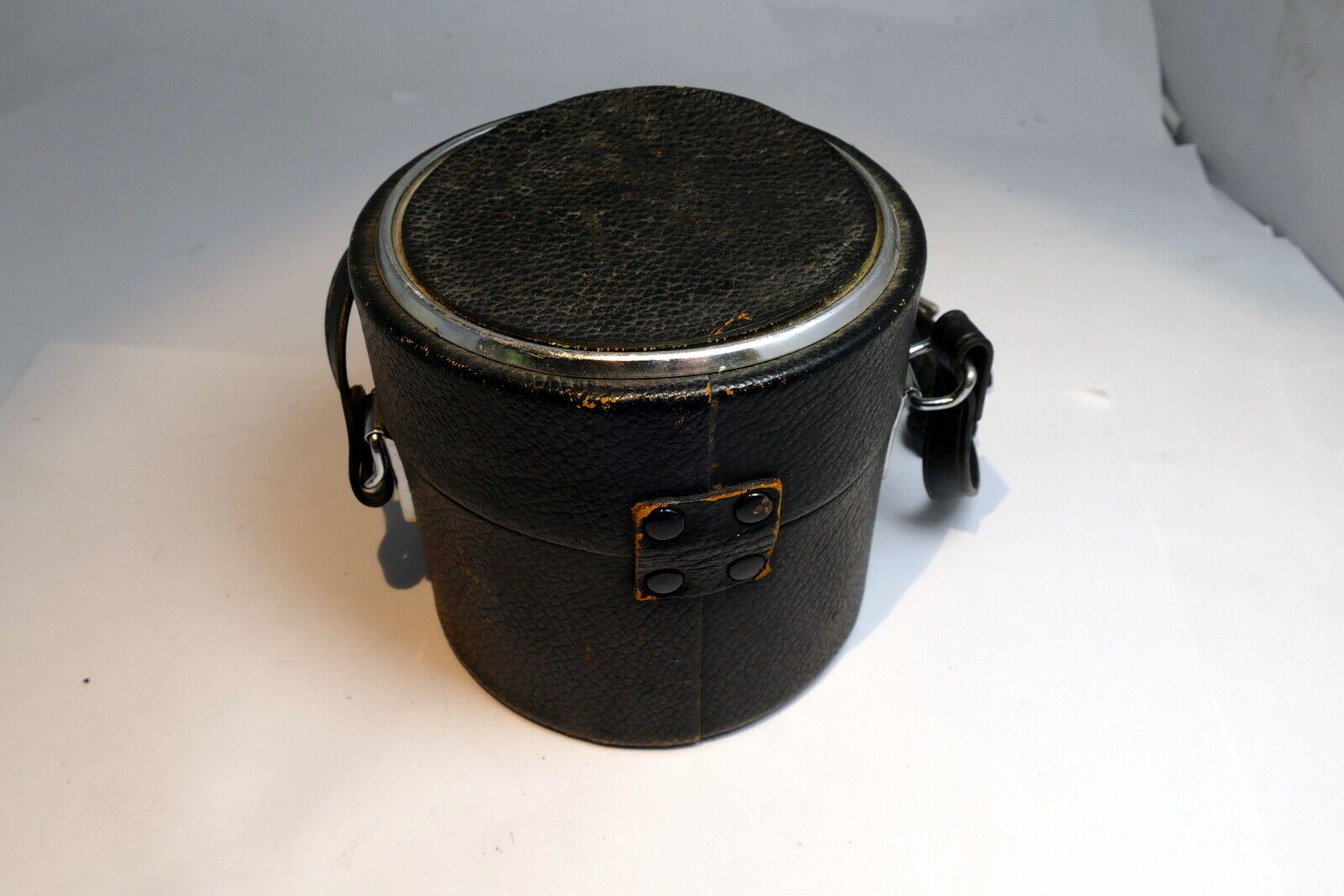 Hard Case for 28mm lens antique Vivitar  f2.5 50mm f1.9 f1.4
