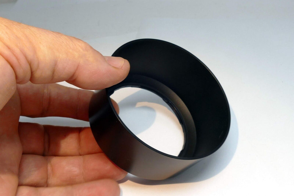 Plastic  55mm Lens Hood twist on type