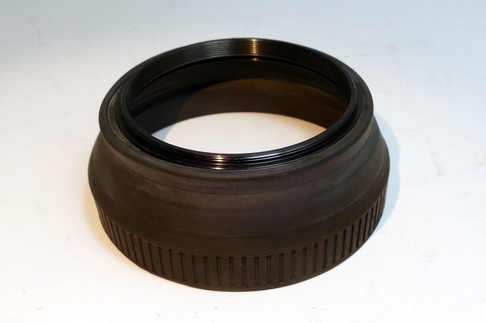 67mm Rubber  Lens Hood Shade Double threaded