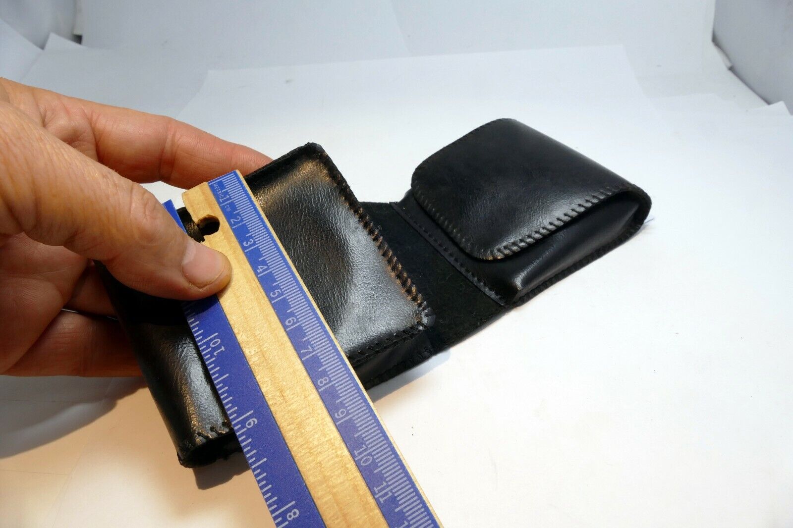 Hoya Case Soft Pouch for 55mm 58mm 62mm filters - fits 3 lens filters